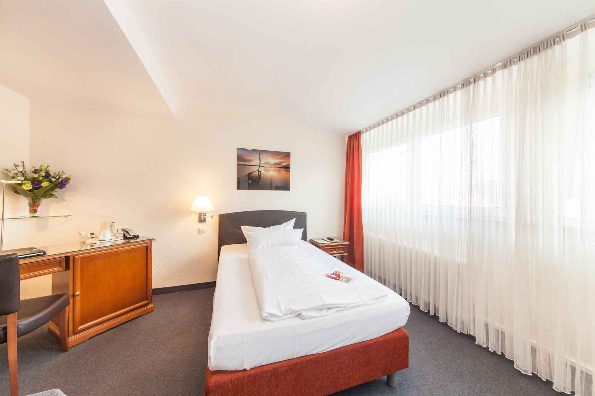 Hotel Flora Duesseldorf Екстериор снимка