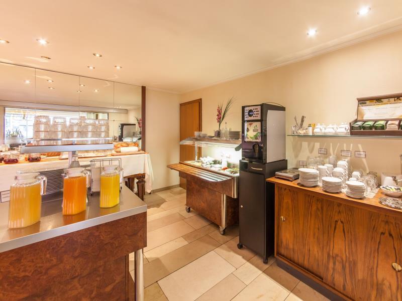 Hotel Flora Duesseldorf Екстериор снимка