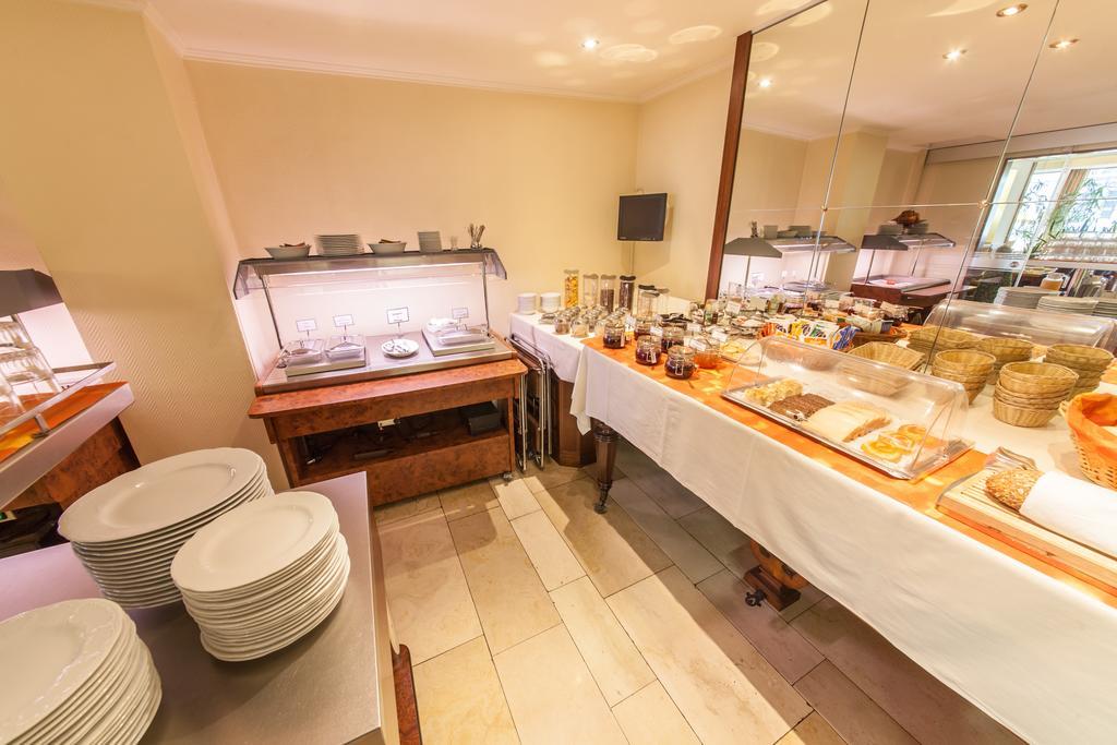 Hotel Flora Duesseldorf Екстериор снимка