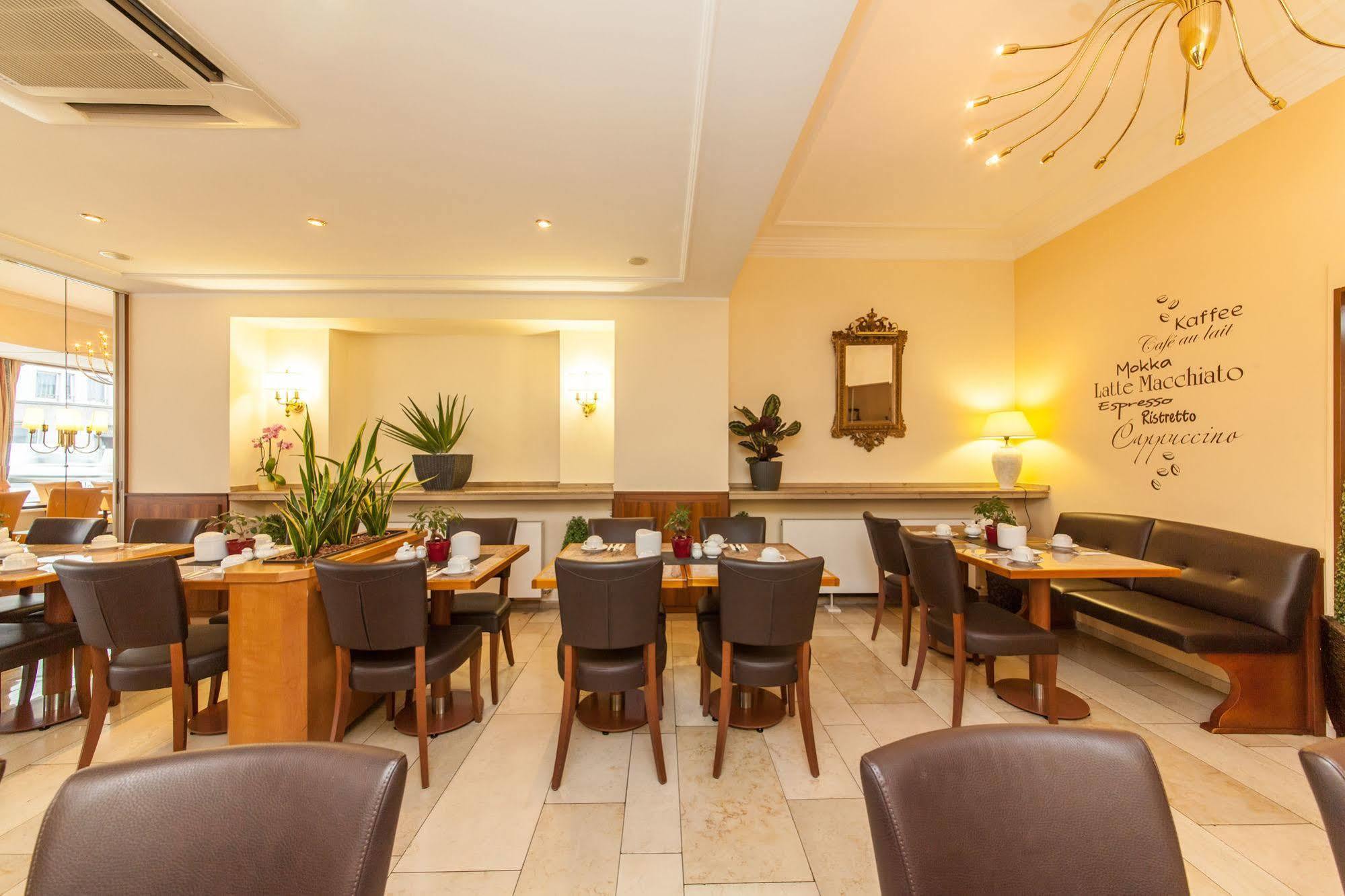 Hotel Flora Duesseldorf Екстериор снимка